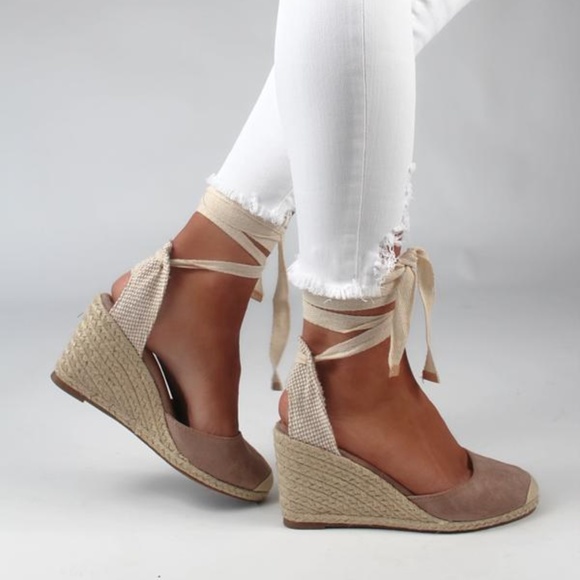 Last Pair🚨Espadrilles Lace Up Wedges - Picture 2 of 4